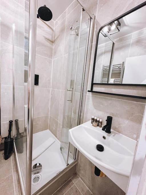 Modern Flat In Central ロンドン エクステリア 写真
